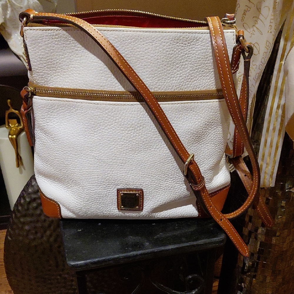 Dooney & Bourke White and Brown Crossbody Bag.EUC